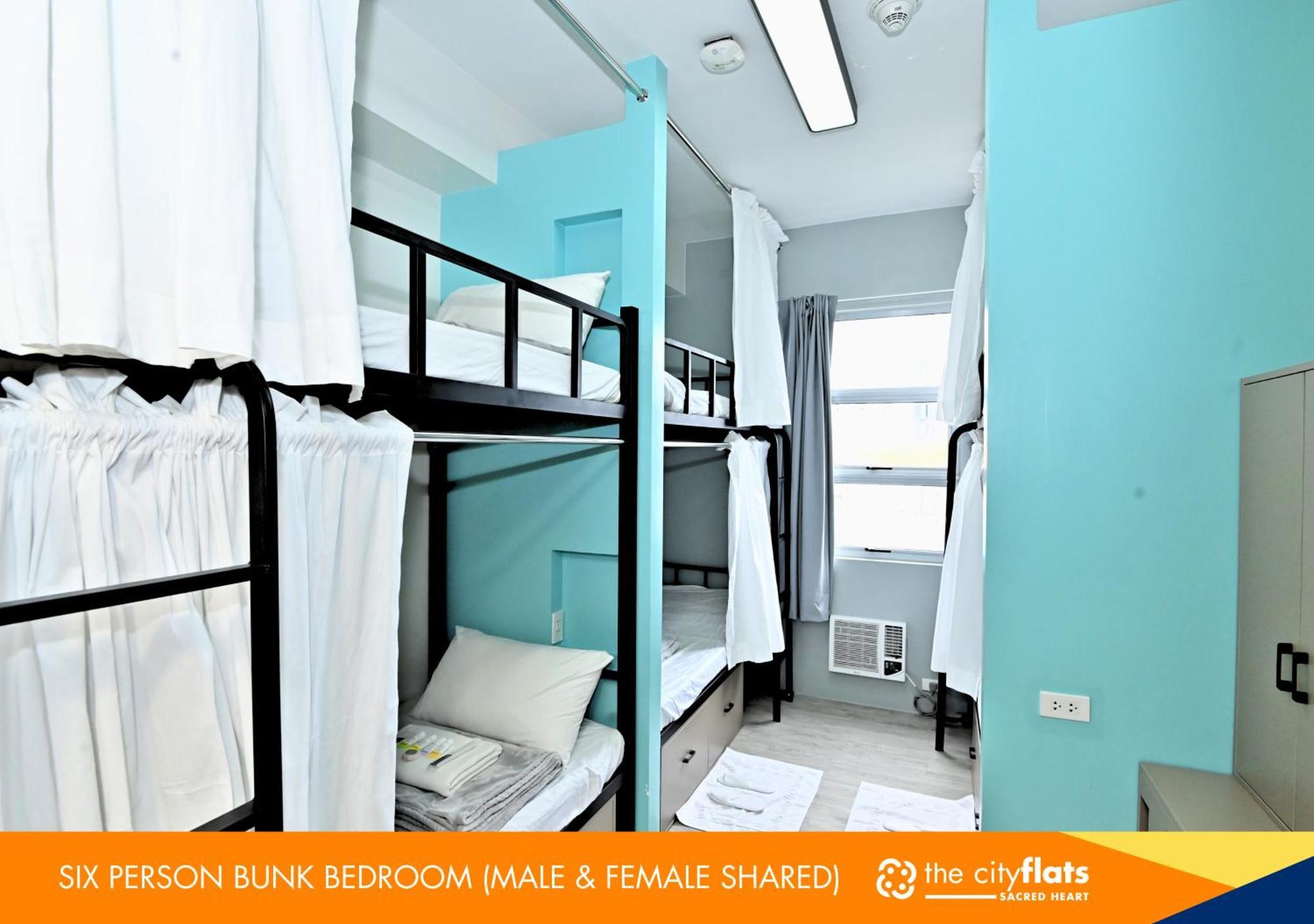 The City Flats Sacred Heart Makati City Room photo