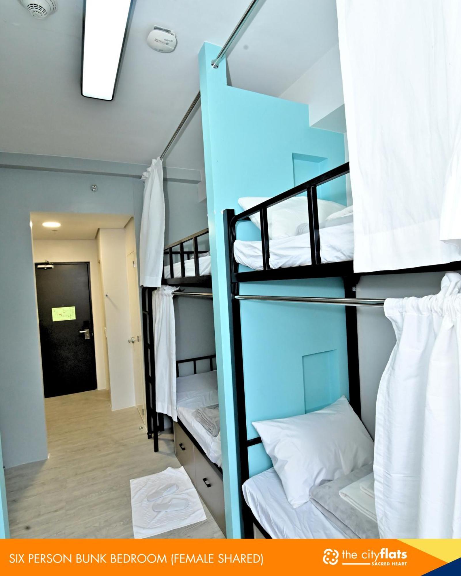 The City Flats Sacred Heart Makati City Room photo