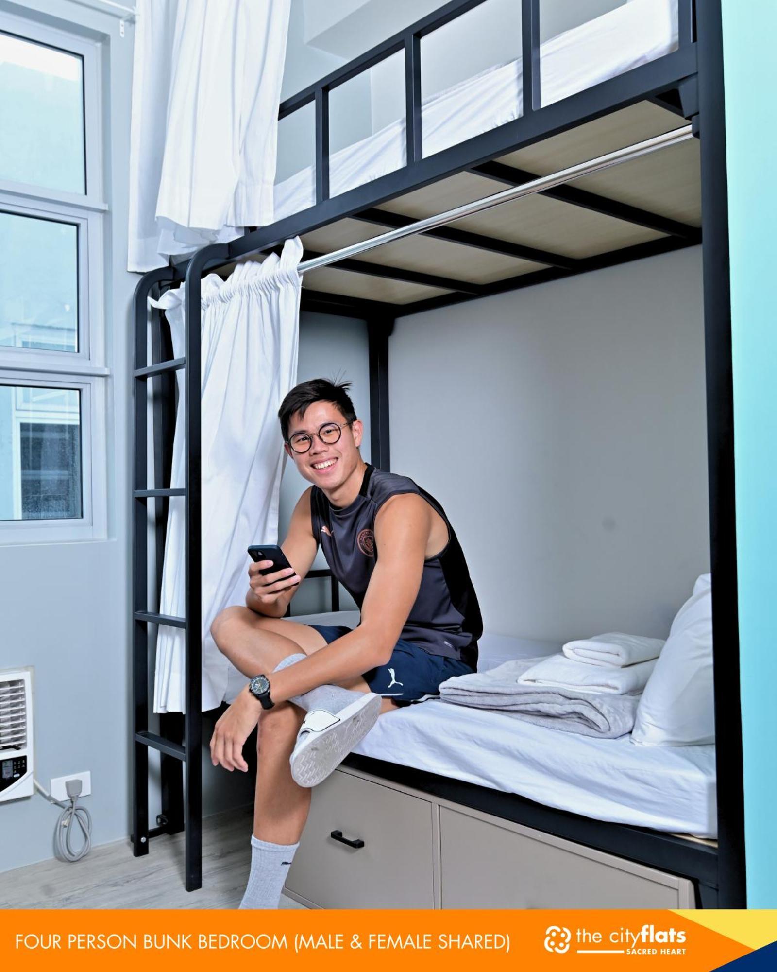 The City Flats Sacred Heart Makati City Room photo